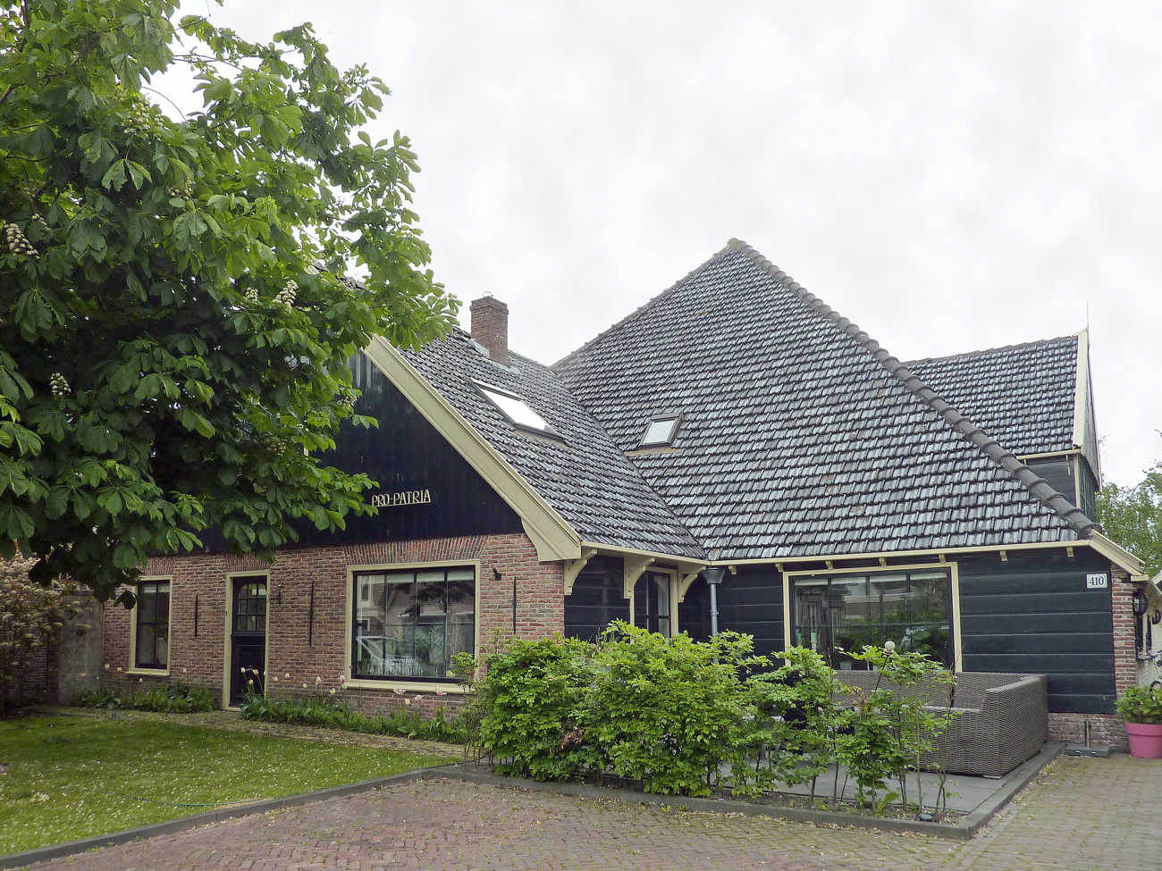 Dorpsstraat 410