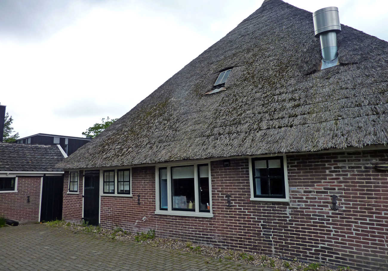 Z-Scharwoude Voorburggracht 77 Zijgevel-2.jpg