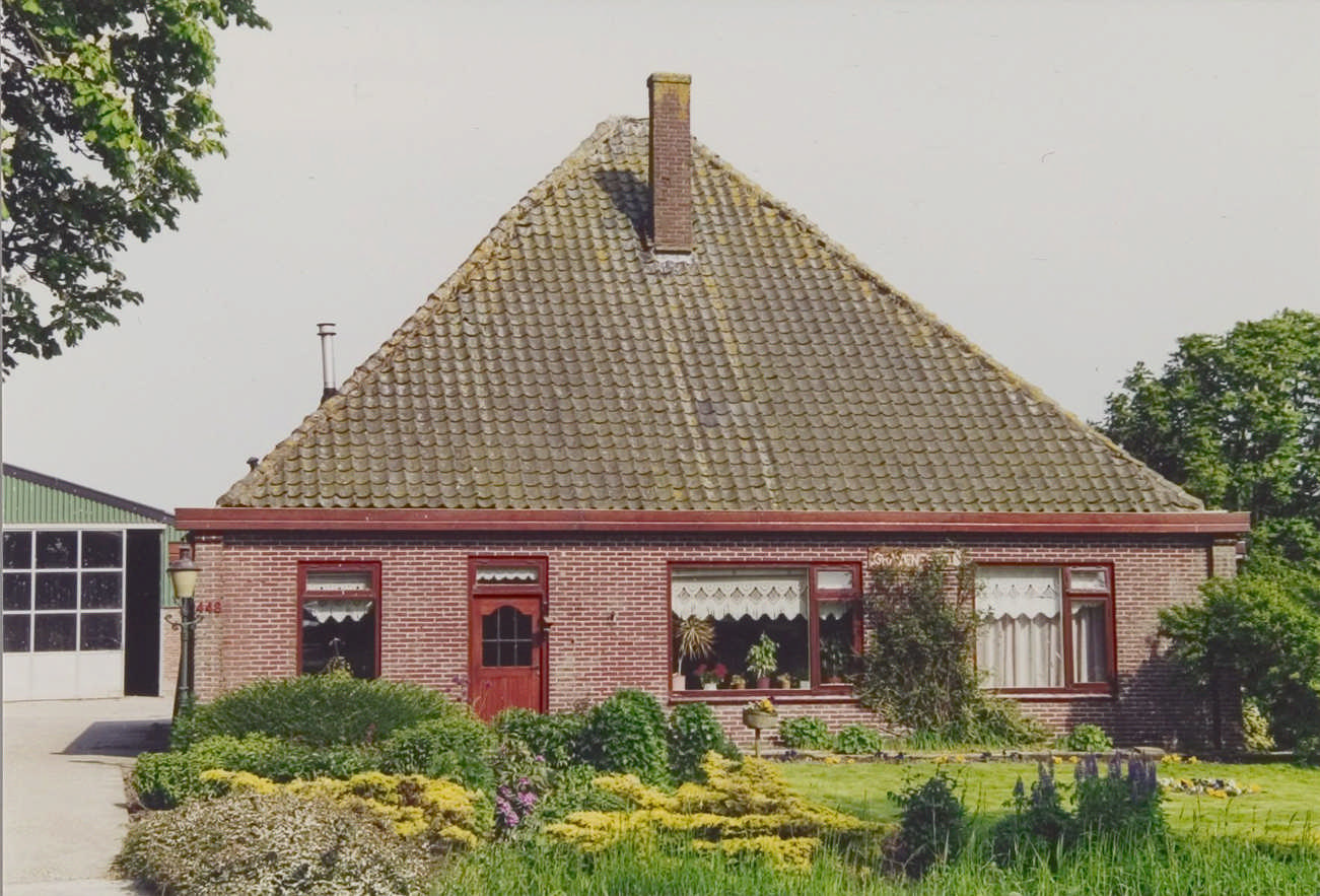 Middenweg 448
