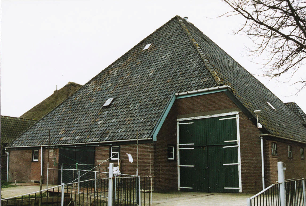 Dorpsstraat 28